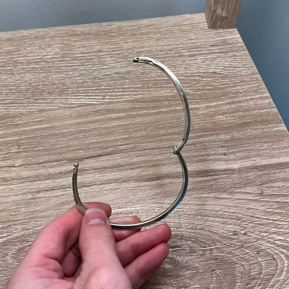 SALE Sterling silver alpaca clasp bracelet - Picture 4 of 10